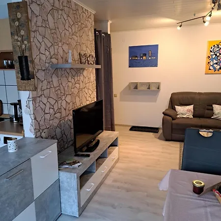 Wasgauer Felsen Und Seenland Apartment